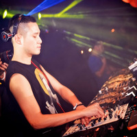 Episode 001 : Live at Escape Feel The Love Party 2014-03-08 (Ho Chi Minh, Vietnam) by DJ TAKI