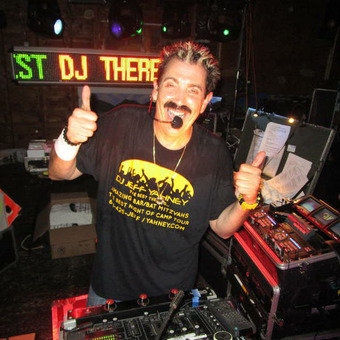 DJ Jeff Yahney