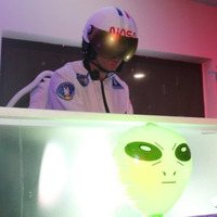 SPACE PARTY IM BURKIA Set#1 by Soundsommelier Christian Burkia