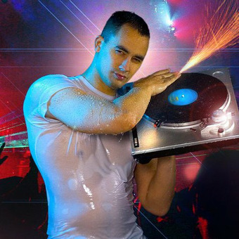 DJ Antoine De La Cruz