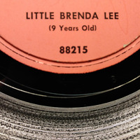 78 - Little Brenda Lee - Christy Christmas - I'm Gonna Lasso Santa Claus (1956 Decca 78rpm 82215) by Radionic Powers