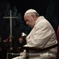 Papa Francesco - Preghiera durante la Via Crucis del 14/04/2017 by Cerco il Tuo volto