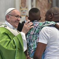 Papa Francesco - Omelia durante la Santa Messa per i Migranti by Cerco il Tuo volto