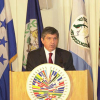 Dr. César Gaviria, Secretario General De La OEA by Nosotros Unidos Con Belize