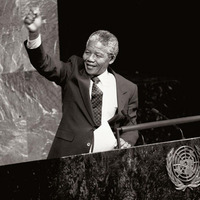 En la Calle con ONU Noticias México, Podcast 19 sobre Nelson Mandela by ONU México
