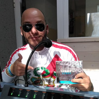 Adrian Cobos, cantor de Huelva esteve nos nossos estúdios para divulgar o seu novo trabalho by Rádio Gilão - Tavira