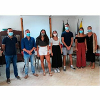 Jovens tavirenses associam-se à Junta de Freguesia de Tavira no apoio aos seniores em tempo de Covid 19 by Rádio Gilão - Tavira