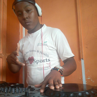 DAVE THE DJ