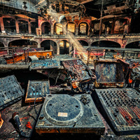 DJ  LooHsE - back in twentyfour by Sven " LooHsE" Redemske
