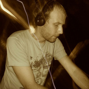 DJ Simon Boulind