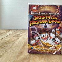 Disneyäventyr - Farbror Joakim och Knattarna i jakten på den försvunna lampan, kassett by ivegotwood063@gmail.com