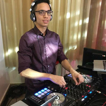 DJ Viniz