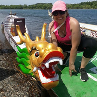 Finalmente las chicas de Fundación Amazonas tienen su bote dragón (Carina Zejdlik) by Punto11