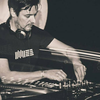 Frank Muller  DJ Techhouse mix by Frank Muller aka. Beroshima / Muller Records / Mad Musician / Acid Orange / Cocoon / Soma
