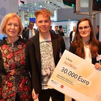 ActiWait bekommt den CeBIT Innovation-Award 2016 by HAWK Radio