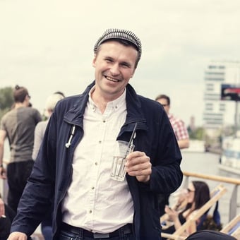 Heim Lich M&uuml;ller, Heimlich Blau