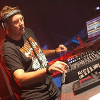 Umek - Live @ SonneMondSterne Wintercircus 2002.03.16 by sirArthur