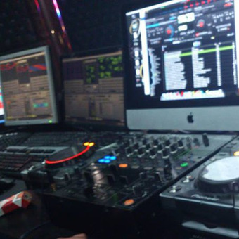 Oscar Hern&aacute;ndez