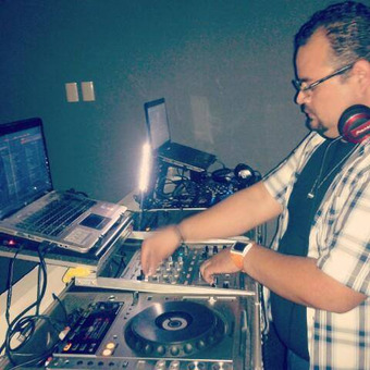 DJ No&eacute; Santos &reg;