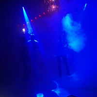 Rise 001 WarmUp by Martin Chandler