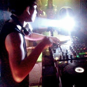 Dj Danny Velez