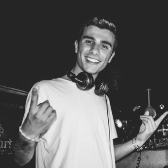 Hugo L&oacute;pez Music