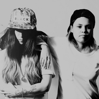 BLACK GIRL ϟ WHITE GIRL