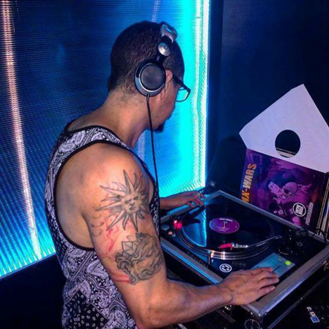 LIVE @ DUDU BAR LAGO