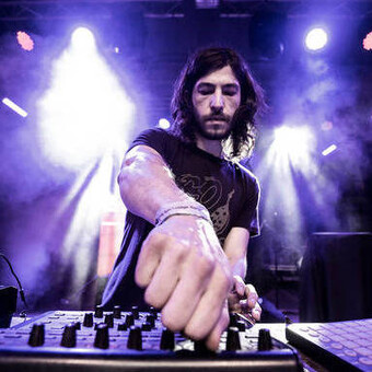 ALEX SILVA / ASTROBOYZ