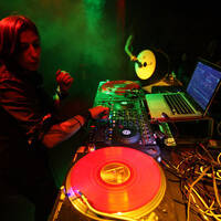 Neuköllnkassette #5 - İpek İpekçioğlu by neukoellner.net