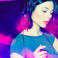 Nina Kraviz - Live @ Time Warp Mannheim 2016, Maimarkthalle [02.04.2016] by WatchTheDJ.com